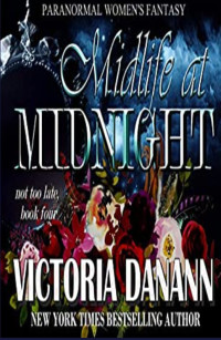 Victoria Danann [Danann, Victoria] — Midlife at Midnight